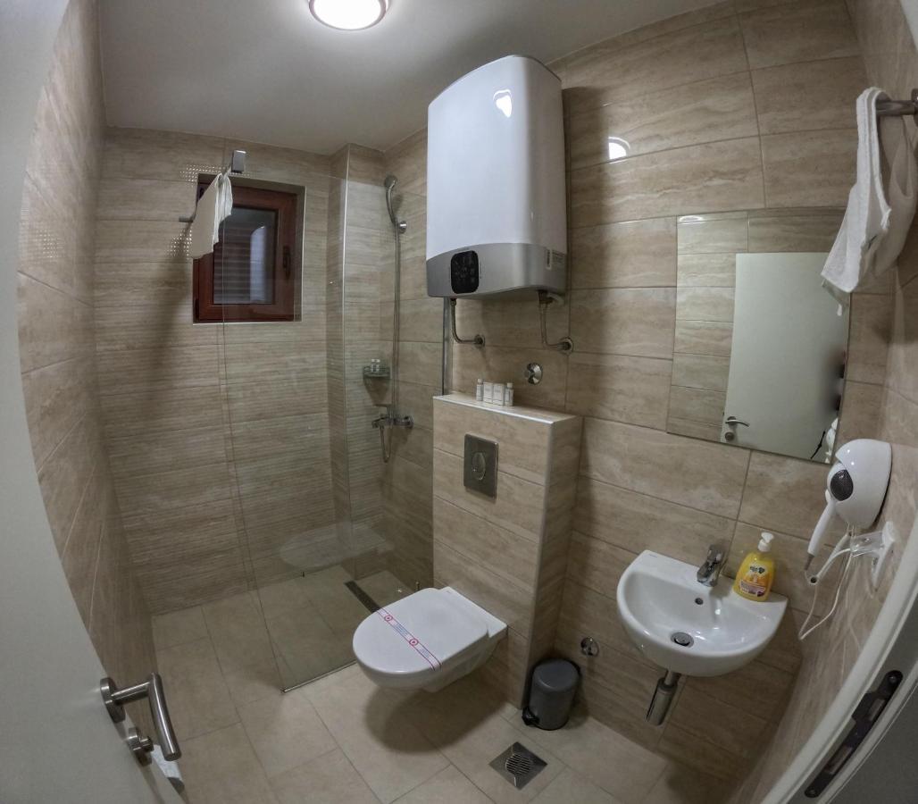 Motel Zeta Lux Mitrovici  Екстер'єр фото