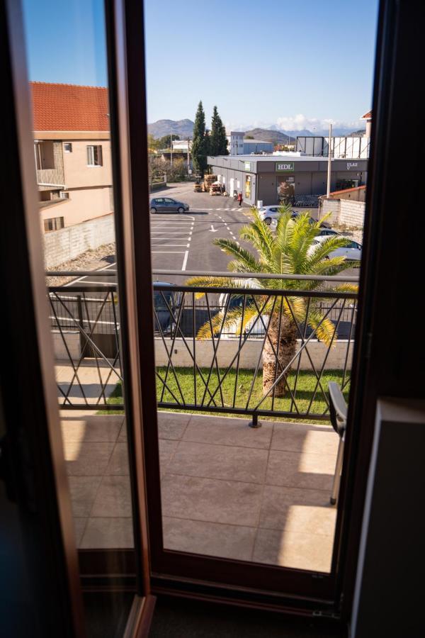 Motel Zeta Lux Mitrovici  Екстер'єр фото