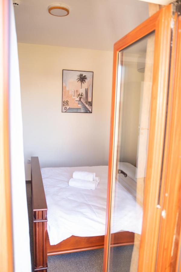 Motel Zeta Lux Mitrovici  Екстер'єр фото