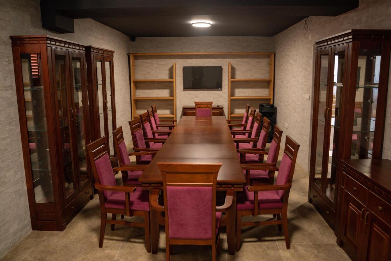 Motel Zeta Lux Mitrovici  Екстер'єр фото
