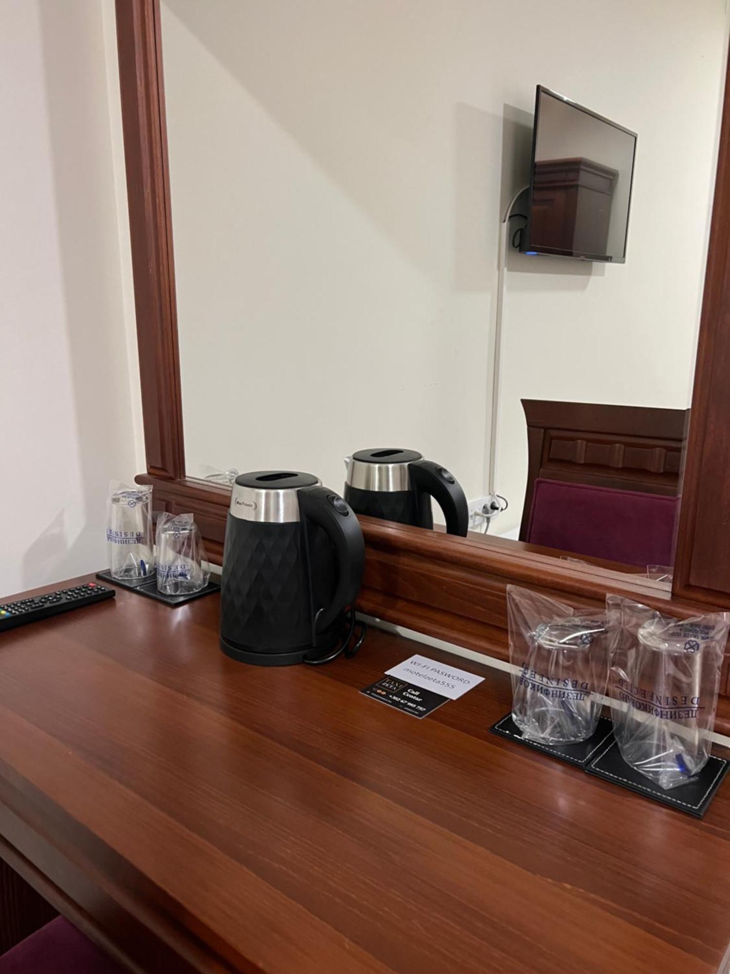 Motel Zeta Lux Mitrovici  Екстер'єр фото