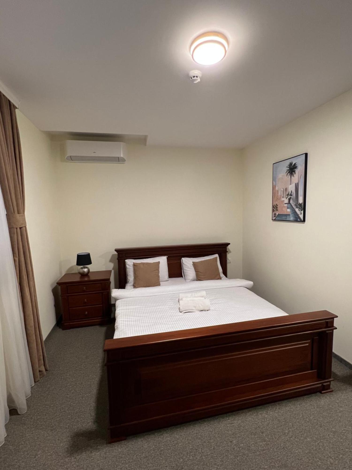 Motel Zeta Lux Mitrovici  Екстер'єр фото