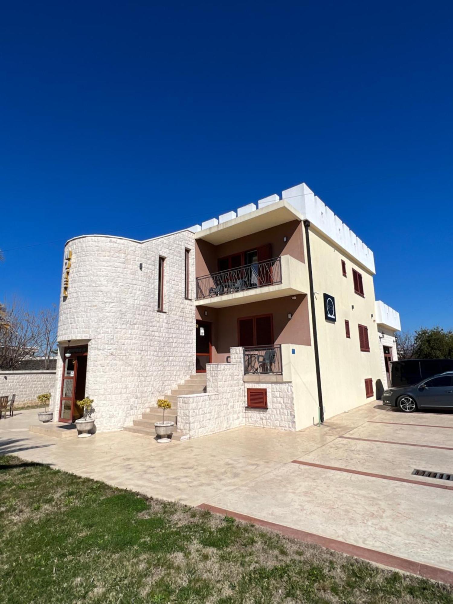 Motel Zeta Lux Mitrovici  Екстер'єр фото