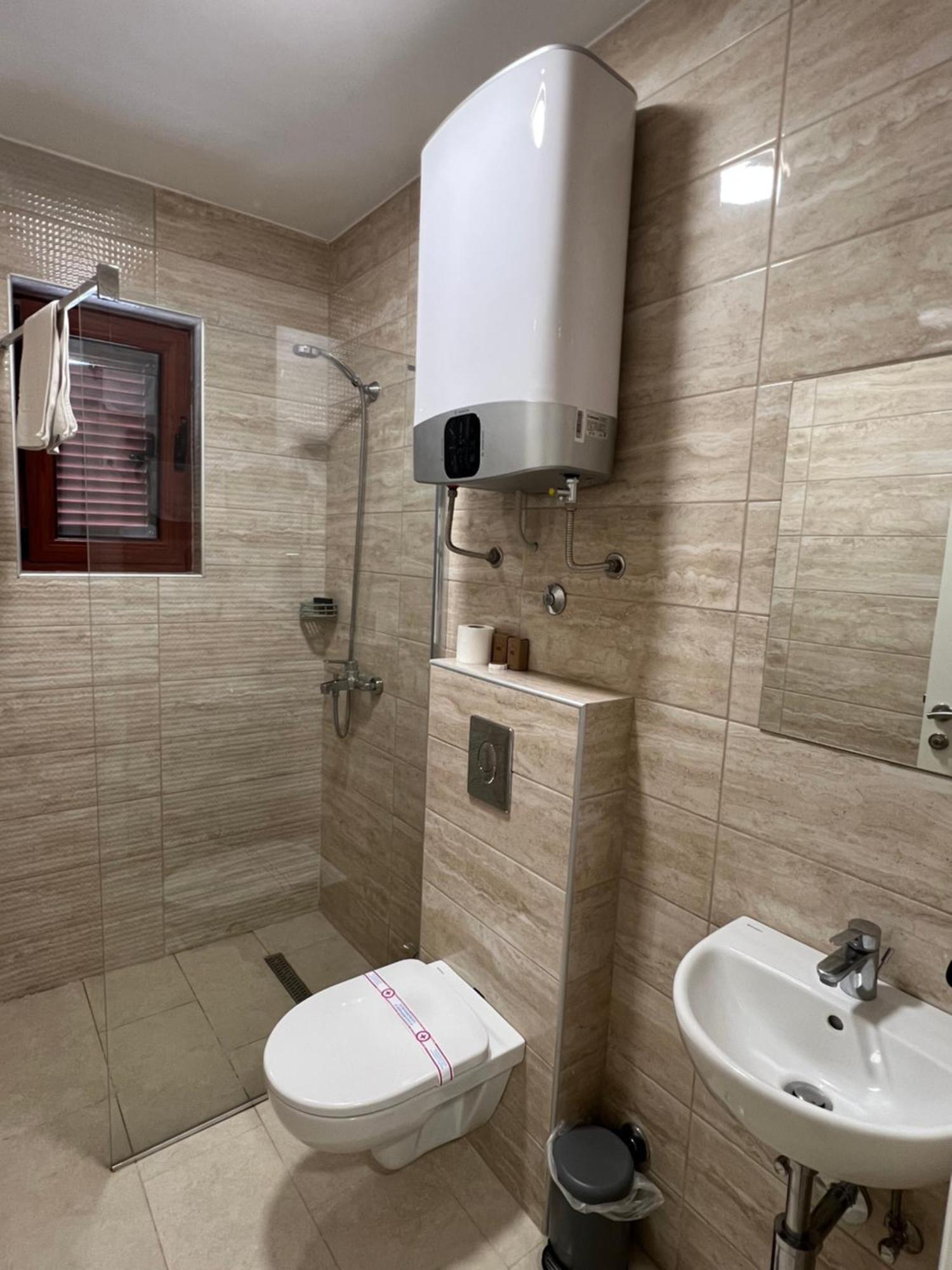 Motel Zeta Lux Mitrovici  Екстер'єр фото